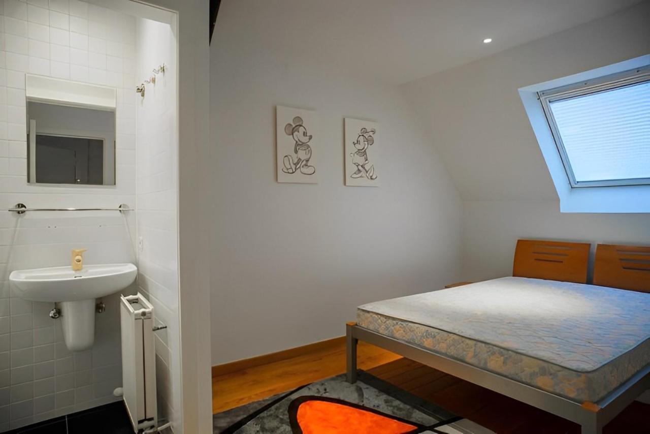 Big And Comfortable Triplex In Knokke Exterior foto